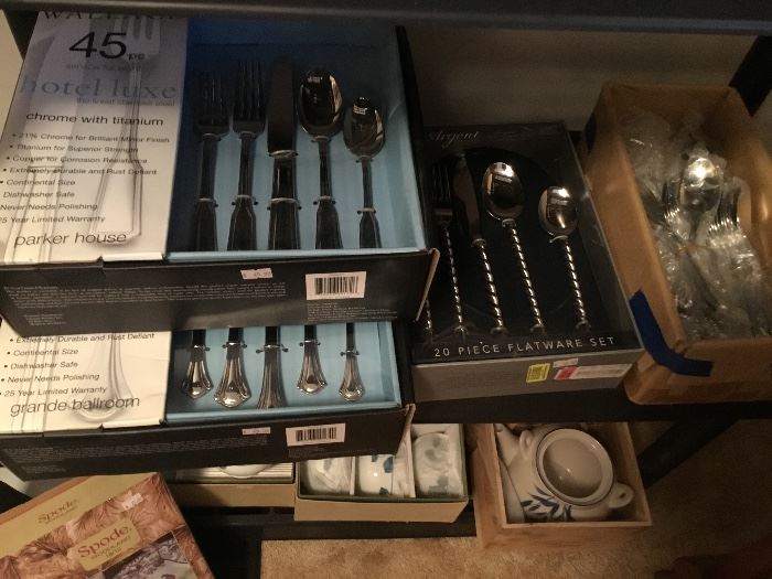 Lots of stainless steel brand new Flatware set