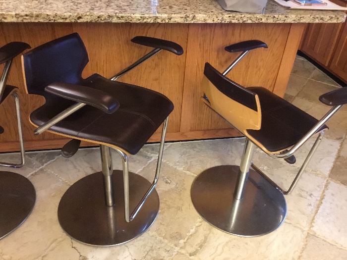 Set of adjustable made in Italy barstools