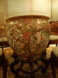 Asian urn for table with glass top 48 inches diameter