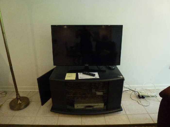 Entertainment center on casters, Samsung 40inch Series 6 Smart TV