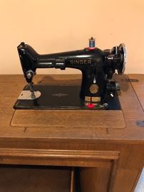 Singer Sewing Machine in Deco style Cabinet