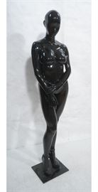 Lot 282 GOLDSMITH Designer Mannequin with High Gloss Blac