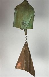Lot 567 Large PAOLO SOLERI Bronze Wind Chime Bell. Bell a
