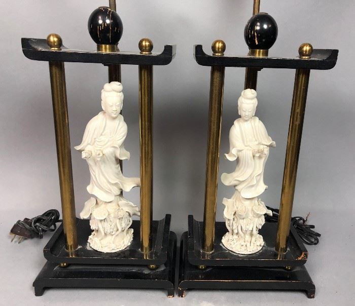 Lot 592 Pr Asian Style Figural Porcelain Table Lamps. Whi