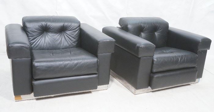Lot 664 Pr LAWSONIA Black Leather Lounge Chairs. Modernis