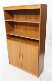 Lot 719 Danish Modern Teak Bookcase Cabinet. 2 shelves ab