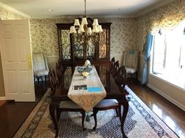 THOMASVILLE SOLID MAHOGANY DINING ROOM SET