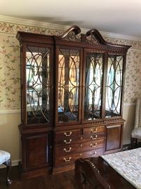 THOMASVILLE BREAKFRONT