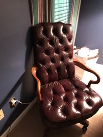 CHESTERFIELD LEATHER OFFICE CHAIR