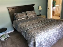 QUEEN SIZE HEADBOARD ONLY