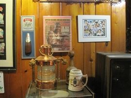 lantern, stereo & speakers 