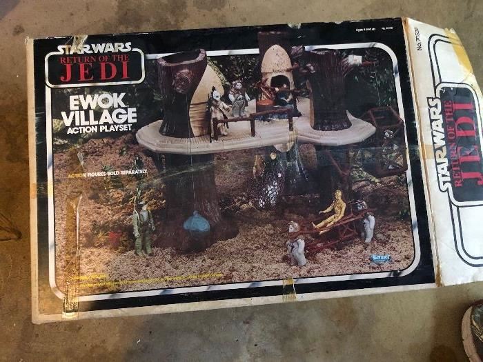 Vintage Star Wars Ewok village 