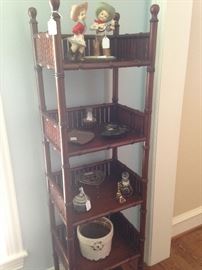 Multi-tiered book shelf