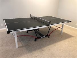 Stiga Ping Pong Table