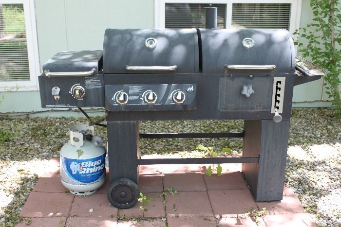 Grill and Smoker