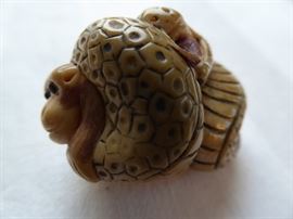 Monkey and snake Netsuke