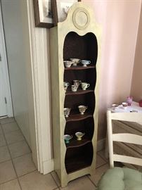 Antique curio shelf
Good condition
