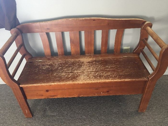 Seat bench with storage