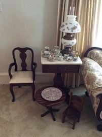 Small Queen Anne child's chair. Small table and chair. Doll size. 