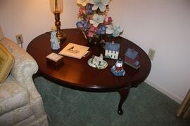 Drop Leaf Coffee Table