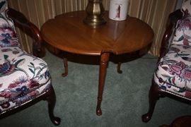 Triangle Drop Leaf Side Table