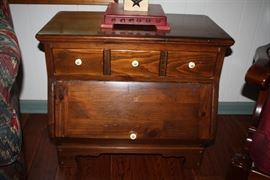Ethan Allen Side Cabinet