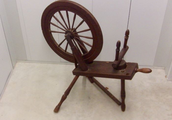 Small Spinning Wheel