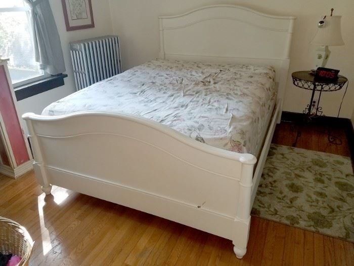 White painted queen bedframe and mattress set