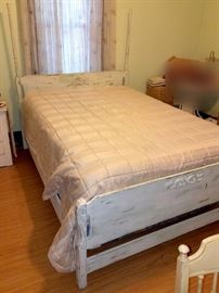 Painted green/white vintage full bedframe and mattress set