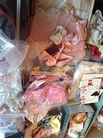 Doll Clothes & Accessories (Barbie, Ginny, Others)