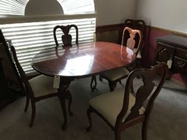 American Drew Cherry Grove Table with 2 leaves 4 side chairs and 2 arm chairs