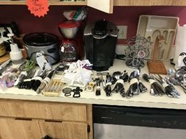 misc kitchen, Keurig coffee maker 