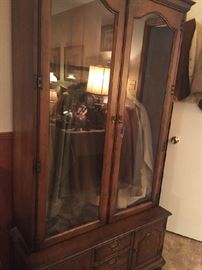 GUN CABINET