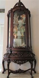 Lighted Ornate French Provincial Curio Cabinet 