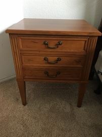 Vintage Night Stand "Henredon" Mid-Century
