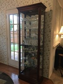 Mahogany Curio Cabinet Lighted.                  24”wide