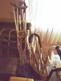 Handicap Equipment / Walkers / Canes & Crutches
