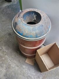 OLD METAL TRASH CAN WITH DOME LID