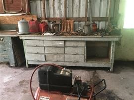 Primitive workbench $40