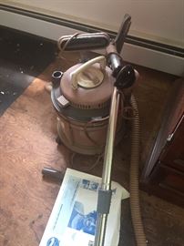 Vintage vacuum cleaner $30