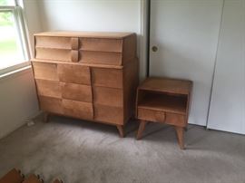 Mid century bedroom set $600 chest of drawers ,dresser and nightstand and headboard (Wakefield)