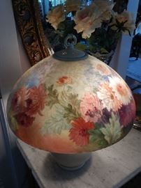 HANDEL REVERSE PAINTED CHIPPED ICE LAMP SHADE-SIGNED
