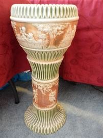 ROSEVILLE DONATELLO JARDINIERE W/ PEDESTAL