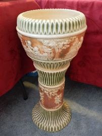 ROSEVILLE DONATELLO JARDINIERE W/ PEDESTAL