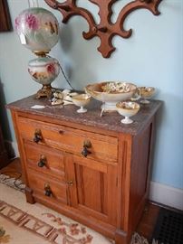 MARBLE TOP WASH STAND