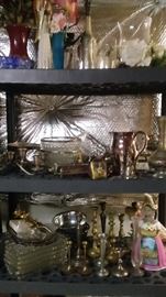 Lots of decorative items