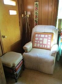 STACKING STOOL, RECLINER