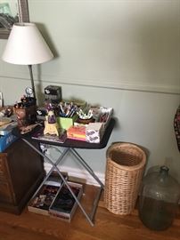 OFFICE SUPPLIES, FOLDING TABLE, LAMP