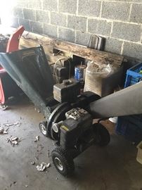 CRAFTSMAN WOOD CHIPPER