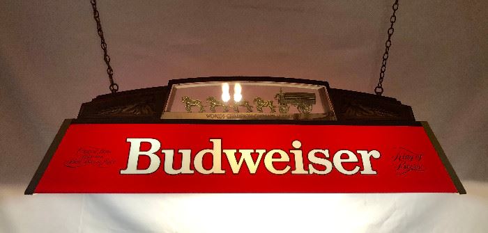  Budweiser Clydesdale Hanging Pool Table Light     http://www.ctonlineauctions.com/detail.asp?id=725422